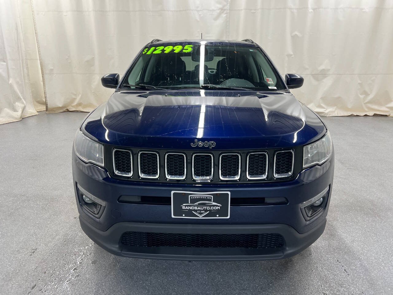 Used 2019 Jeep Compass Latitude w/ Popular Equipment Group AWD/4WD image 2