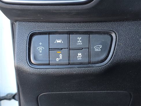 Used 2019 Hyundai Santa Fe AWD image 26