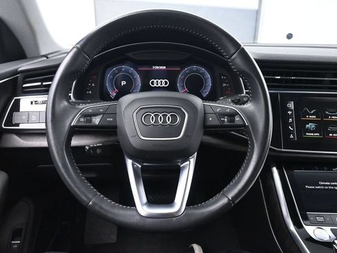 Used 2020 Audi Q8 Premium Plus w/ Premium Plus Package AWD/4WD image 25