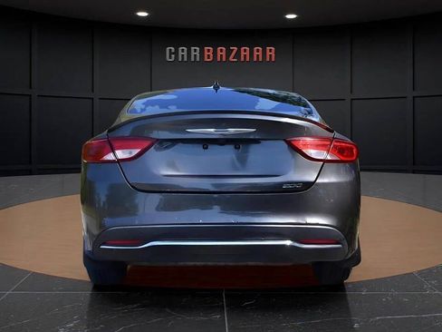 Used 2015 Chrysler 200 Limited image 4