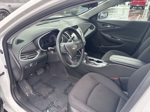 Used 2024 Chevrolet Malibu LT image 15