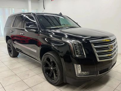 Used 2019 Cadillac Escalade Platinum
