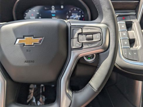 Used 2023 Chevrolet Tahoe Premier AWD/4WD image 29