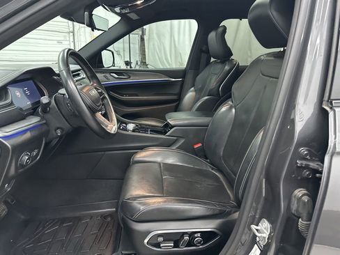 Used 2021 Jeep Grand Cherokee L Overland w/ Luxury Tech Group IV image 21