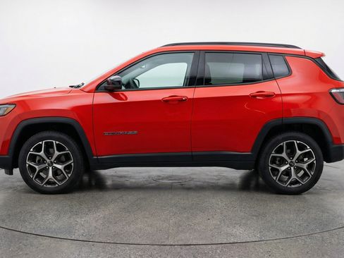 Used 2025 Jeep Compass Limited image 5