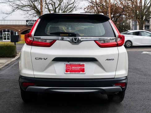 Used 2018 Honda CR-V LX image 5