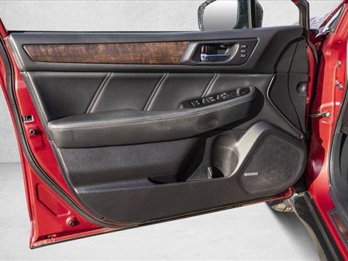 Used 2019 Subaru Outback 2.5i Limited w/ Popular Package #2 image 12