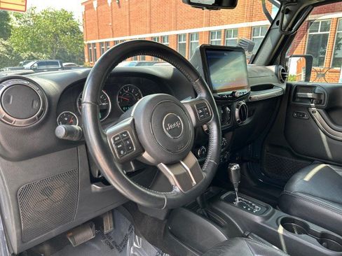 Used 2018 Jeep Wrangler Unlimited Sahara AWD/4WD image 51