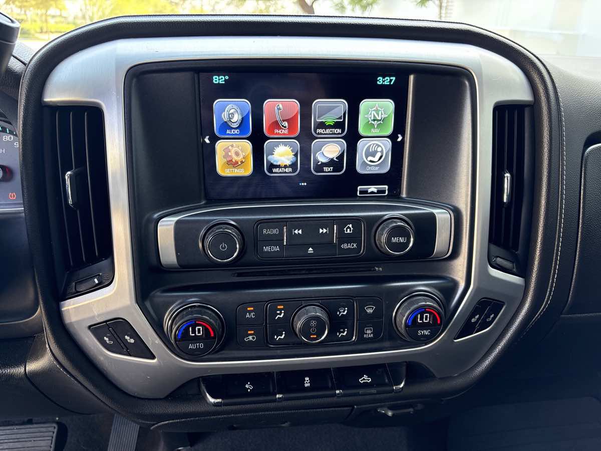 Used 2018 GMC Sierra 1500 SLT w/ SLT Premium Package AWD/4WD image 23