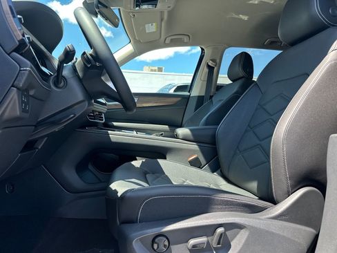 New 2026 Volkswagen Atlas SE AWD/4WD image 3