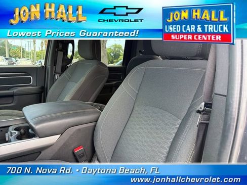 Used 2025 RAM 2500 Big Horn AWD/4WD image 13