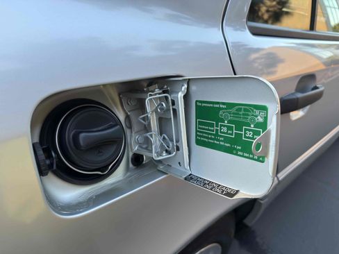 Used 1996 Mercedes-Benz C 280 Sedan image 28