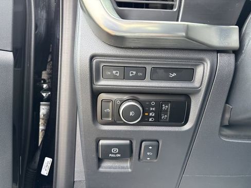 Certified 2023 Ford F150 Lariat w/ Equipment Group 502A High image 32