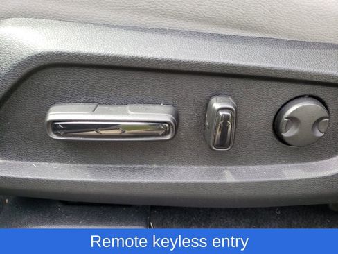 Used 2025 Honda Pilot Elite image 20