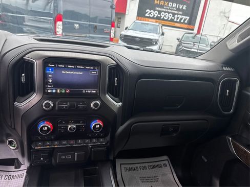 Used 2020 GMC Sierra 1500 Denali w/ Denali Ultimate Package AWD/4WD image 28