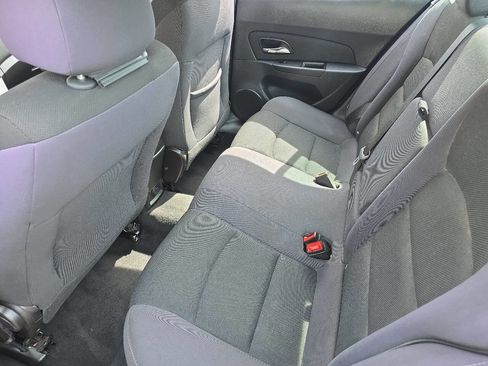 Used 2014 Chevrolet Cruze LT FWD image 6