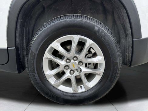 Used 2020 Chevrolet Traverse LT image 61