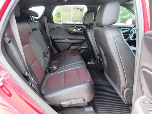 Used 2019 Chevrolet Blazer RS FWD image 34