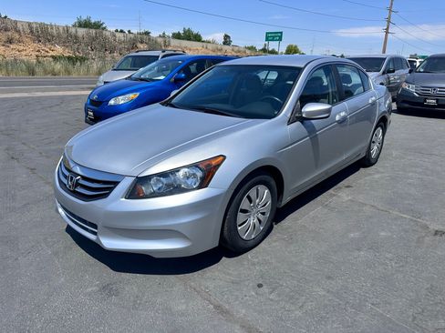 Used 2012 Honda Accord LX image 2