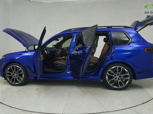 Used 2025 BMW X7 M60i image 82