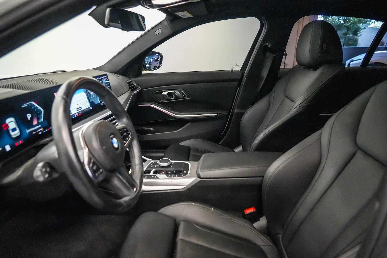 Used 2023 BMW 330i Sedan w/ M Sport Package RWD image 18