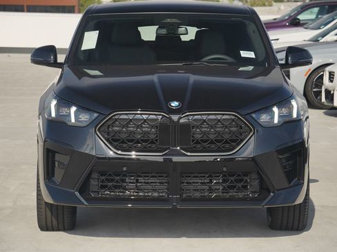 Used 2025 BMW X2 xDrive28i w/ Technology Package AWD/4WD image 2