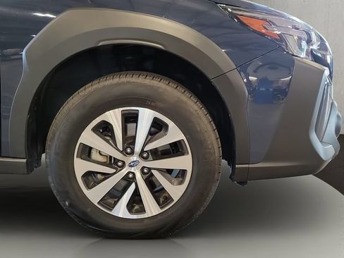 Used 2025 Subaru Outback Premium w/ Popular Package #1A AWD/4WD image 31