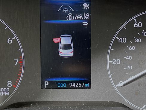 Used 2024 Toyota Corolla LE FWD image 21