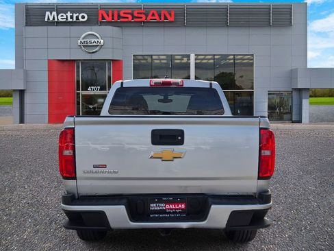 Used 2020 Chevrolet Colorado W/T w/ Custom Special Edition image 5