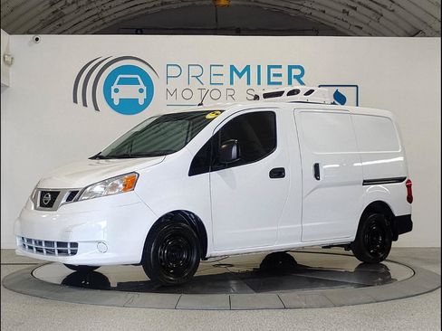Used 2019 Nissan NV200 S FWD image 2