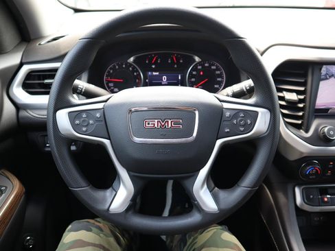 Used 2022 GMC Acadia SLE w/ Driver Convenience Package FWD image 25