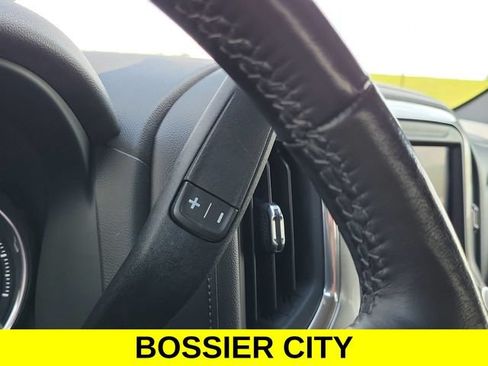 Certified 2020 Chevrolet Silverado 1500 LT Trail Boss AWD/4WD image 15