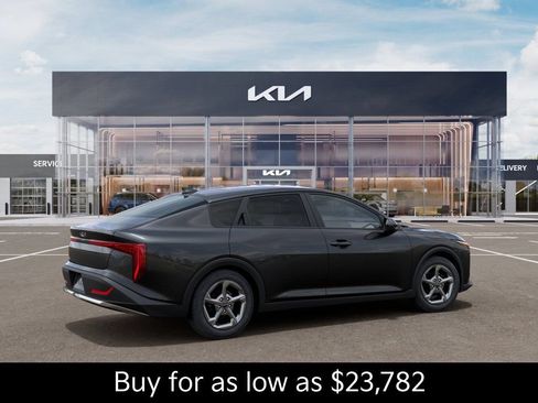 New 2026 Kia K4 FWD image 7