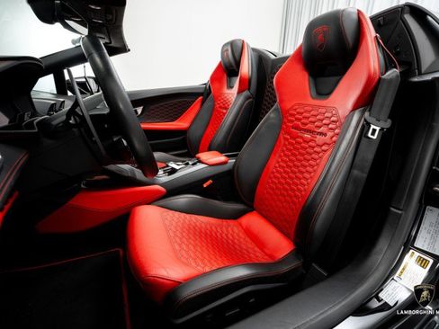 Used 2019 Lamborghini Huracan LP 580-2 image 27