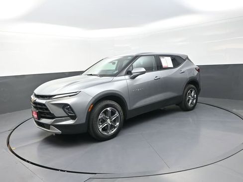 Used 2025 Chevrolet Blazer LT image 48