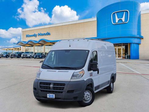 Used 2017 RAM ProMaster 1500 FWD image 1