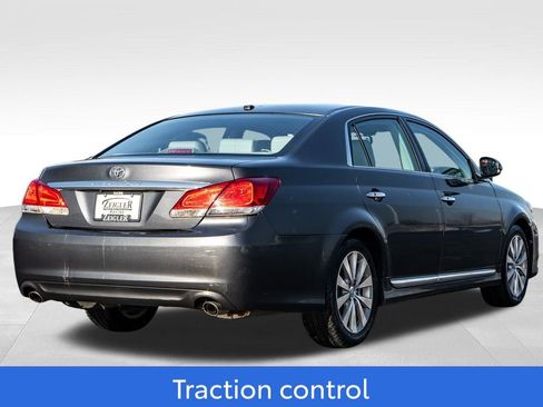 Used 2011 Toyota Avalon Limited image 7