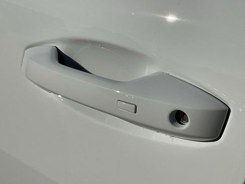 New 2026 Nissan Sentra SV image 9