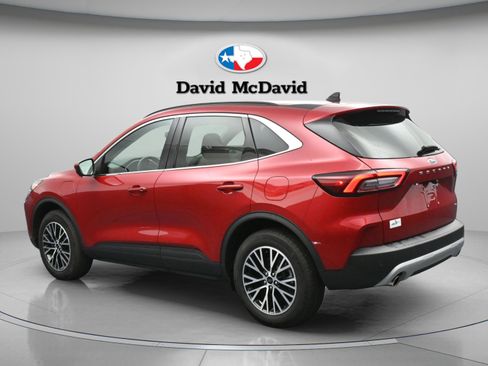 Used 2025 Ford Escape SE w/ PHEV Premium Package FWD image 6