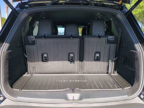 Used 2025 Nissan Pathfinder Rock Creek image 13