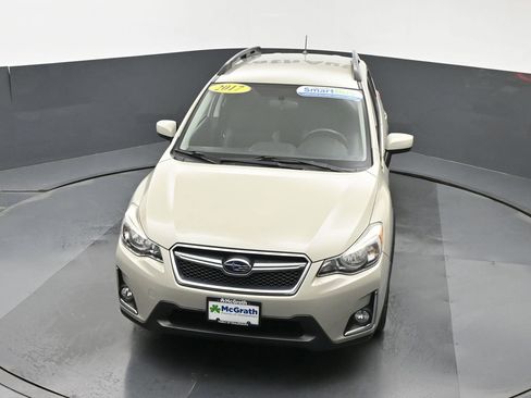 Used 2017 Subaru Crosstrek 2.0i Premium AWD/4WD image 27