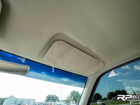 Used 1994 Chevrolet Silverado 1500 2WD Regular Cab image 76