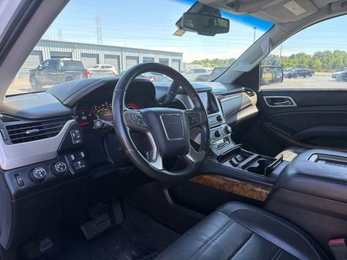 Used 2015 GMC Yukon Denali AWD/4WD image 8