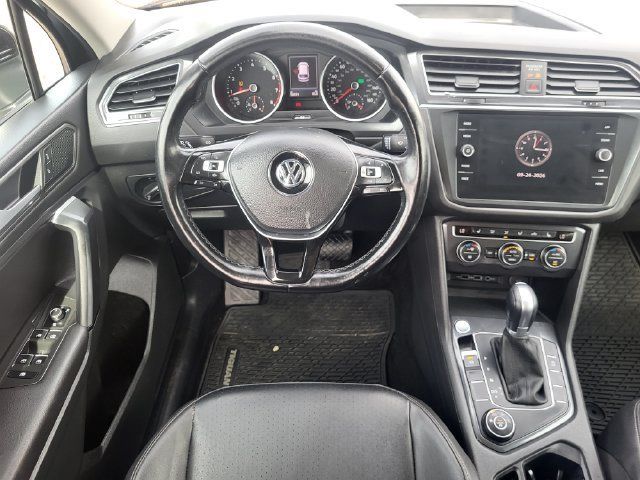 Used 2019 Volkswagen Tiguan SE w/ Panoramic Sunroof Package AWD/4WD image 25