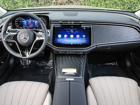 New 2026 Mercedes-Benz E 350 4MATIC Sedan image 12