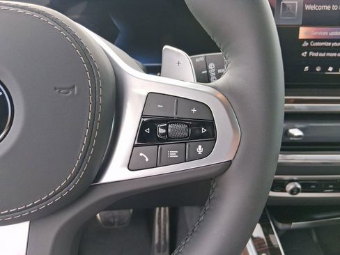 Used 2026 BMW X5 sDrive40i w/ Executive Package image 21