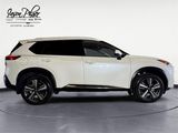 Used 2023 Nissan Rogue SL w/ SL Premium Package image 6