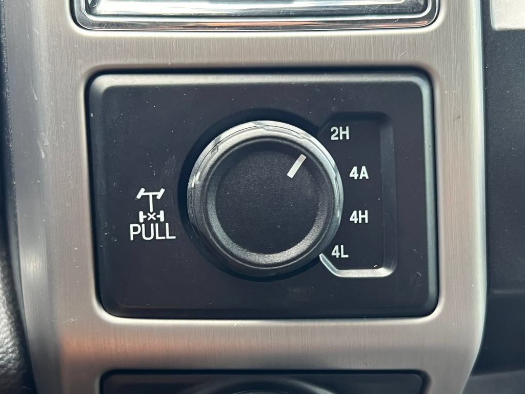Used 2019 Ford F150 Platinum w/ Equipment Group 701A Luxury AWD/4WD image 33