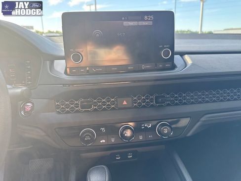 Used 2023 Honda Accord LX image 19