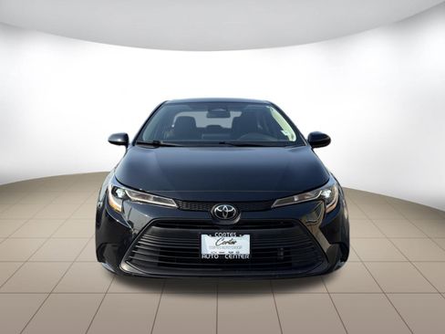 Used 2024 Toyota Corolla LE FWD image 2